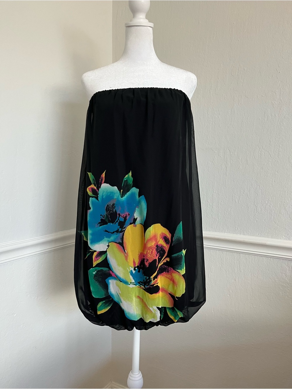 XXI Black Strapless Floral Dress
